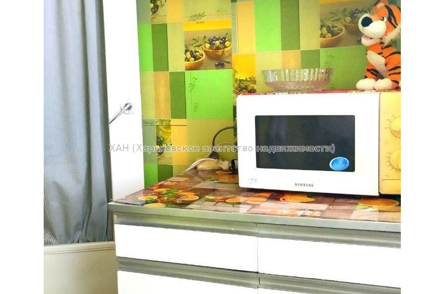 Сдам квартиру, Людвига Свободы просп. , 1  ком., 33 м², косметический ремонт 