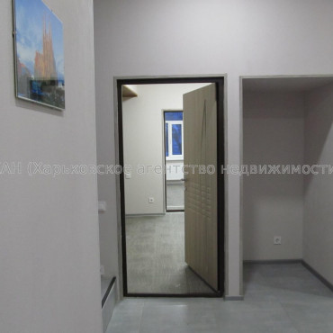 Здам нежитлову нерухомість, офисное помещение , 2 кім., 97 м², капитальный ремонт 