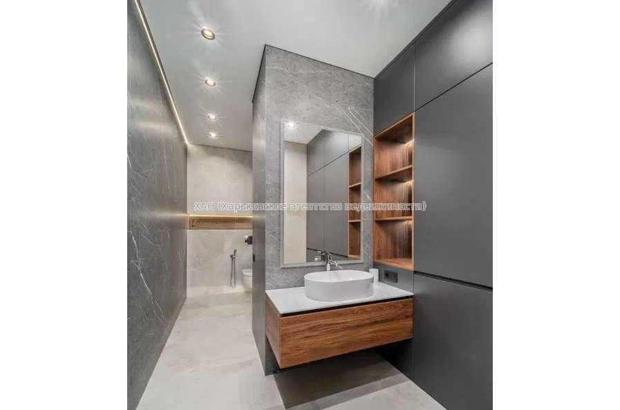 Продам квартиру, Клочковская ул. , 3 кім., 110 м², авторский дизайн 