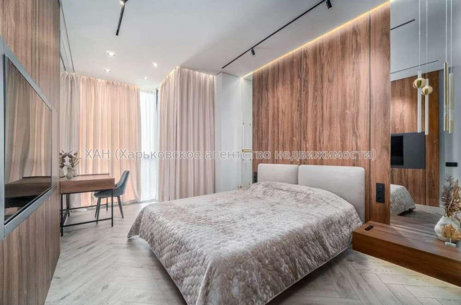 Продам квартиру, Клочковская ул. , 3 кім., 110 м², авторский дизайн 
