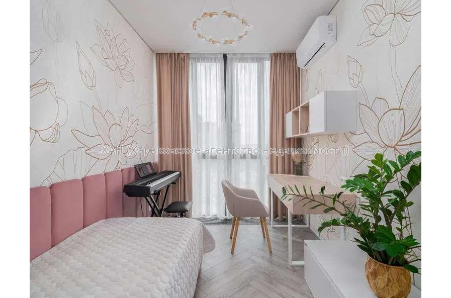 Продам квартиру, Клочковская ул. , 3 кім., 110 м², авторский дизайн 