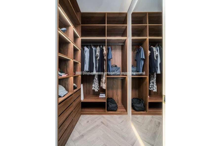 Продам квартиру, Клочковская ул. , 3 кім., 110 м², авторский дизайн 