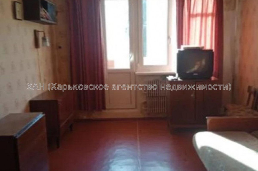 Продам квартиру, Ахсарова Энвера ул. , 1  ком., 37 м², без ремонта 