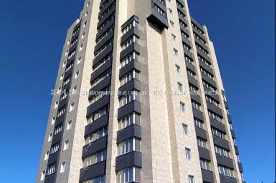 Продам квартиру, Полтавский Шлях ул. , 3  ком., 78 м², без внутренних работ 