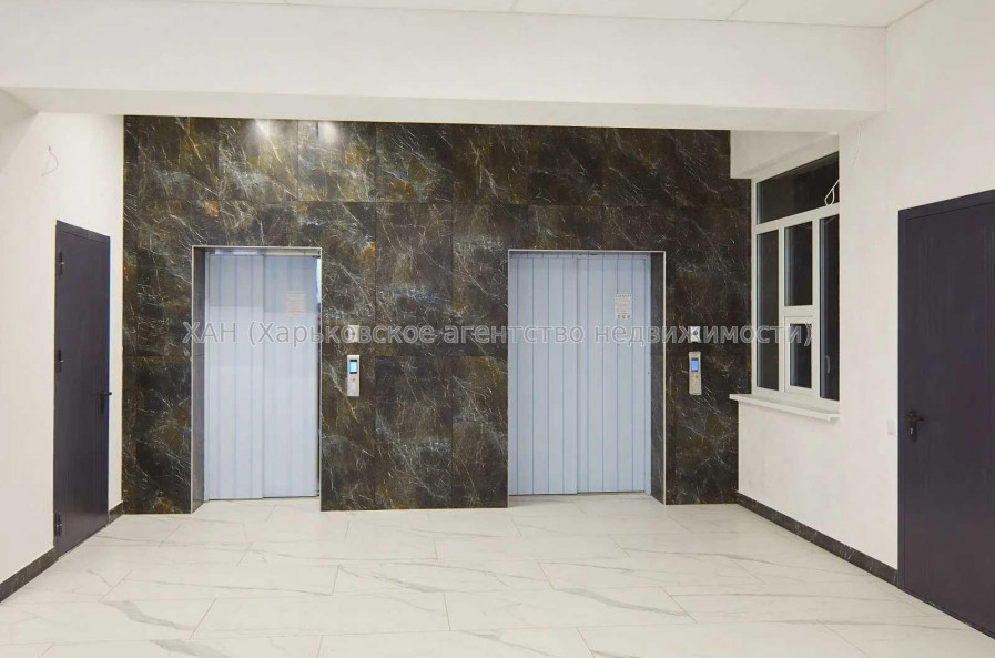 Продам квартиру, Полтавский Шлях ул. , 3  ком., 78 м², без внутренних работ 