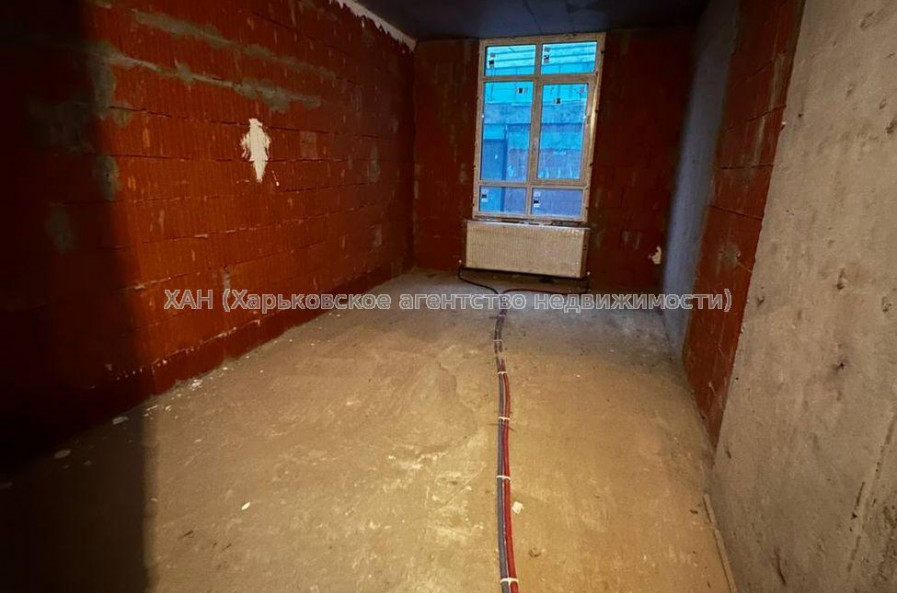 Продам квартиру, Куликовская ул. , 1 кім., 27 м², без внутренних работ 