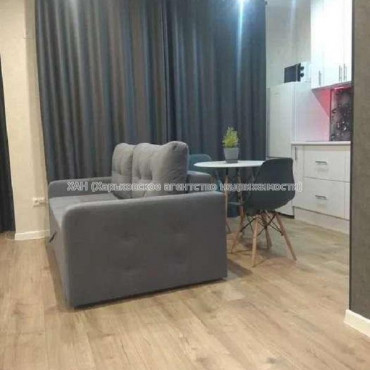 Продам квартиру, Шевченковский пер. , 1  ком., 33 м², евроремонт 