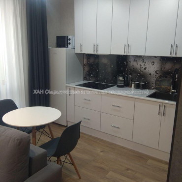 Продам квартиру, Шевченковский пер. , 1  ком., 33 м², евроремонт 