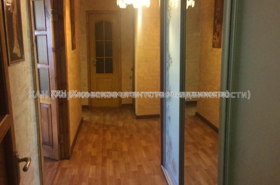 Продам квартиру, Набережный въезд , 2 кім., 52 м², капитальный ремонт 