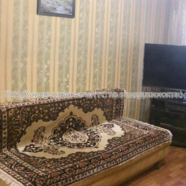 Продам квартиру, Набережный въезд , 2 кім., 52 м², капитальный ремонт 