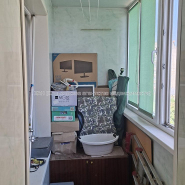 Продам квартиру, Набережный въезд , 2 кім., 52 м², капитальный ремонт 