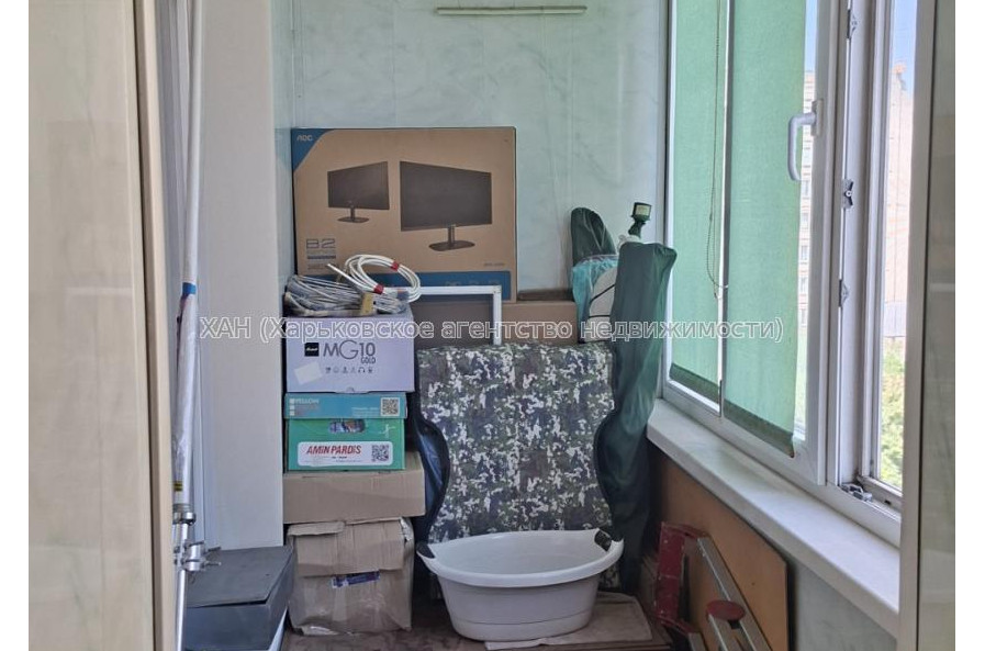 Продам квартиру, Набережный въезд , 2 кім., 52 м², капитальный ремонт 