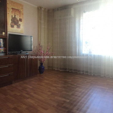 Продам квартиру, Набережный въезд , 2  ком., 52 м², капитальный ремонт 