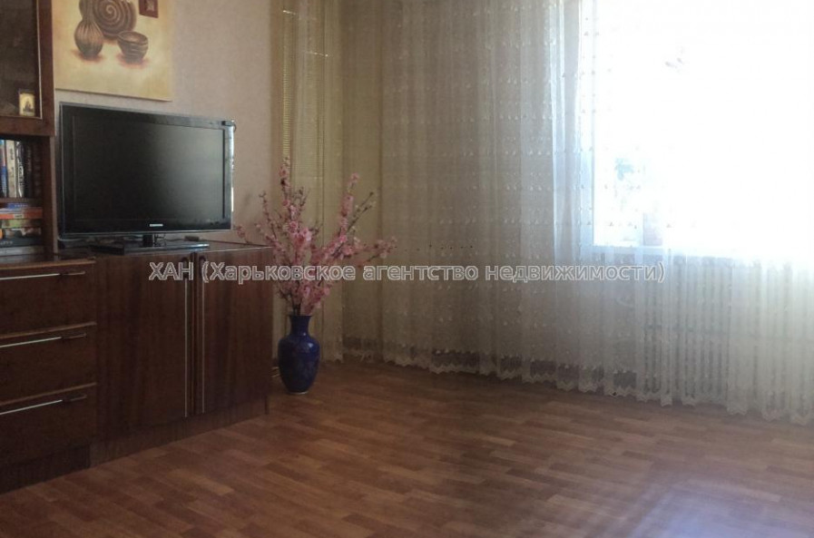Продам квартиру, Набережный въезд , 2  ком., 52 м², капитальный ремонт 