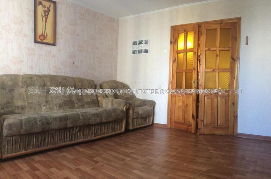 Продам квартиру, Набережный въезд , 2 кім., 52 м², капитальный ремонт 