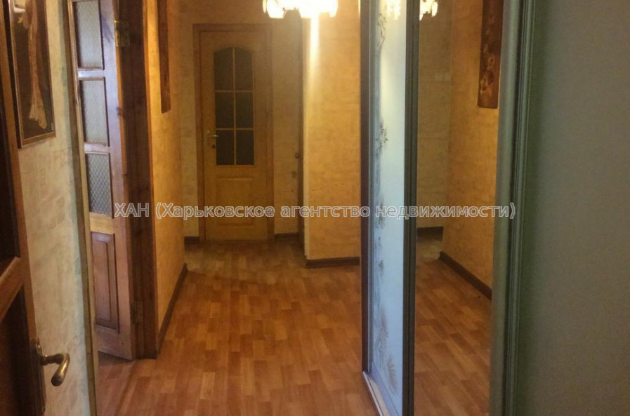 Продам квартиру, Набережный въезд , 2  ком., 52 м², капитальный ремонт 