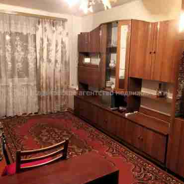 Продам квартиру, Соича ул. , 1 кім., 32 м², косметический ремонт 