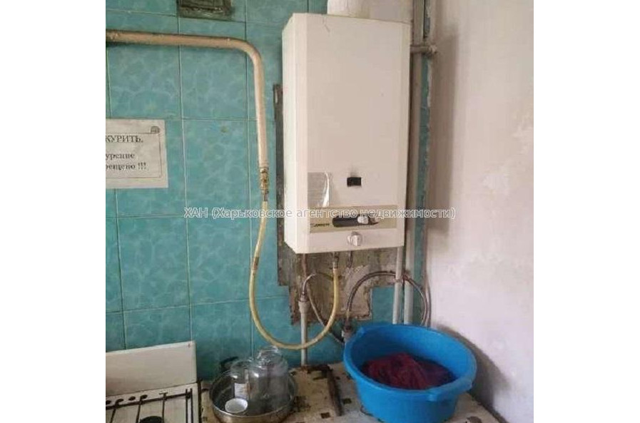 Продам квартиру, Защитников Неба ул. , 1  ком., 11 м², косметический ремонт 