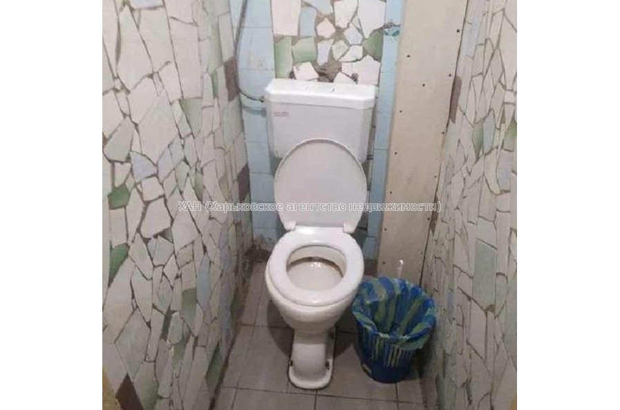 Продам квартиру, Защитников Неба ул. , 1  ком., 11 м², косметический ремонт 