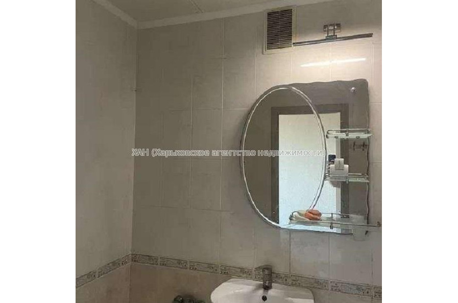 Продам квартиру, Тракторостроителей просп. , 1 кім., 33 м², капитальный ремонт 