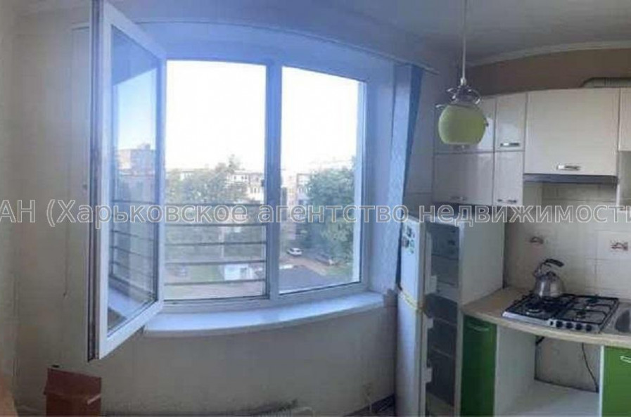 Продам квартиру, Тракторостроителей просп. , 1 кім., 33 м², капитальный ремонт 