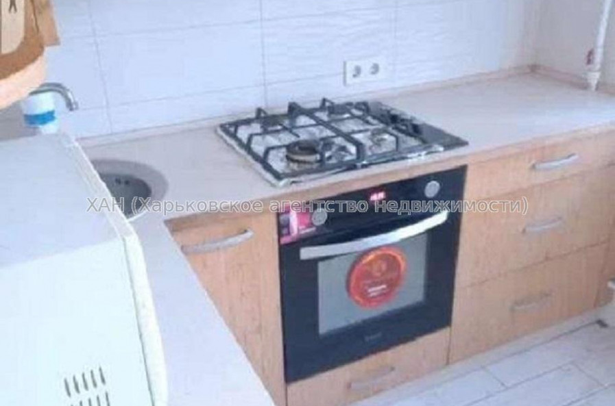 Продам квартиру, Академика Павлова ул. , 3 кім., 65 м², капитальный ремонт 