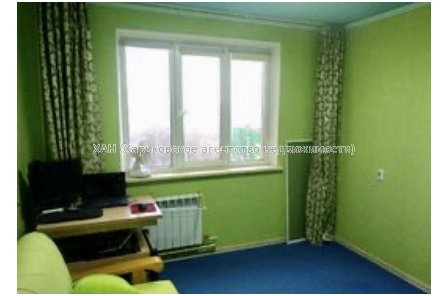 Продам квартиру, Деревянко ул. , 3 кім., 66 м², частичный ремонт 