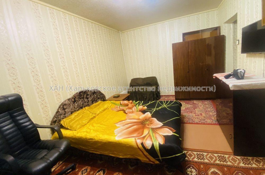 Продам квартиру, Деревянко ул. , 3  ком., 66 м², частичный ремонт 