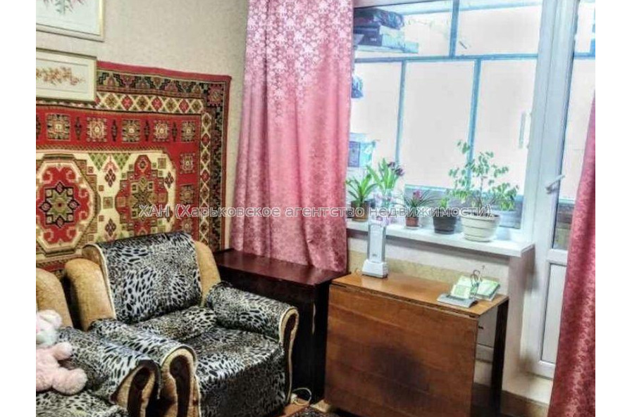 Продам квартиру, Деревянко ул. , 3  ком., 66 м², частичный ремонт 