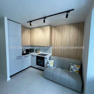 Продам квартиру, Полтавский Шлях ул. , 1  ком., 41 м², капитальный ремонт 