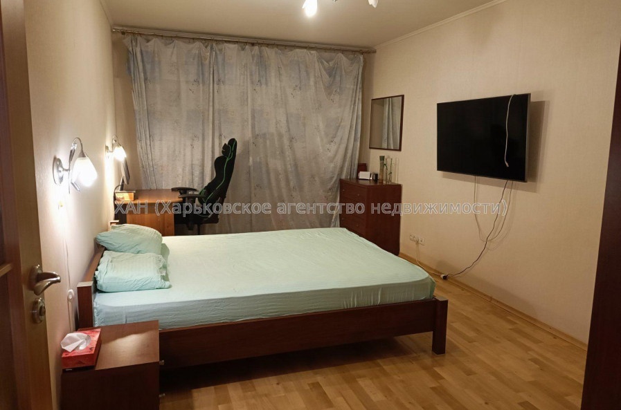 Продам квартиру, Станислава Парталы ул. , 3  ком., 67 м², капитальный ремонт 