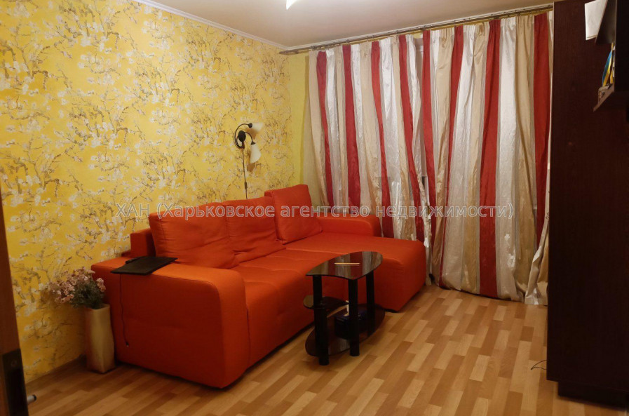 Продам квартиру, Станислава Парталы ул. , 3  ком., 67 м², капитальный ремонт 