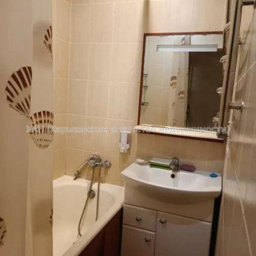 Продам квартиру, Станислава Парталы ул. , 3 кім., 67 м², капитальный ремонт 