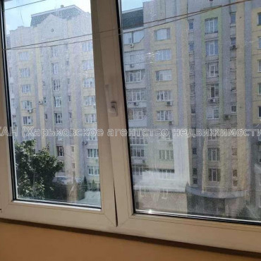 Продам квартиру, Станислава Парталы ул. , 3 кім., 67 м², капитальный ремонт 
