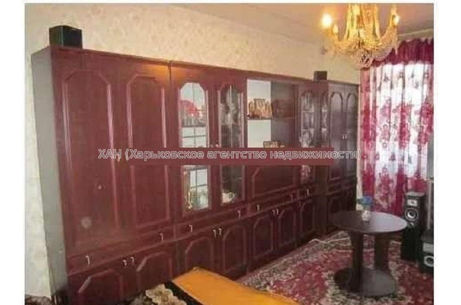 Продам квартиру, Непокоренных ул. , 1 кім., 33 м², косметический ремонт 