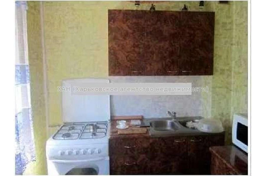 Продам квартиру, Непокоренных ул. , 1 кім., 33 м², косметический ремонт 
