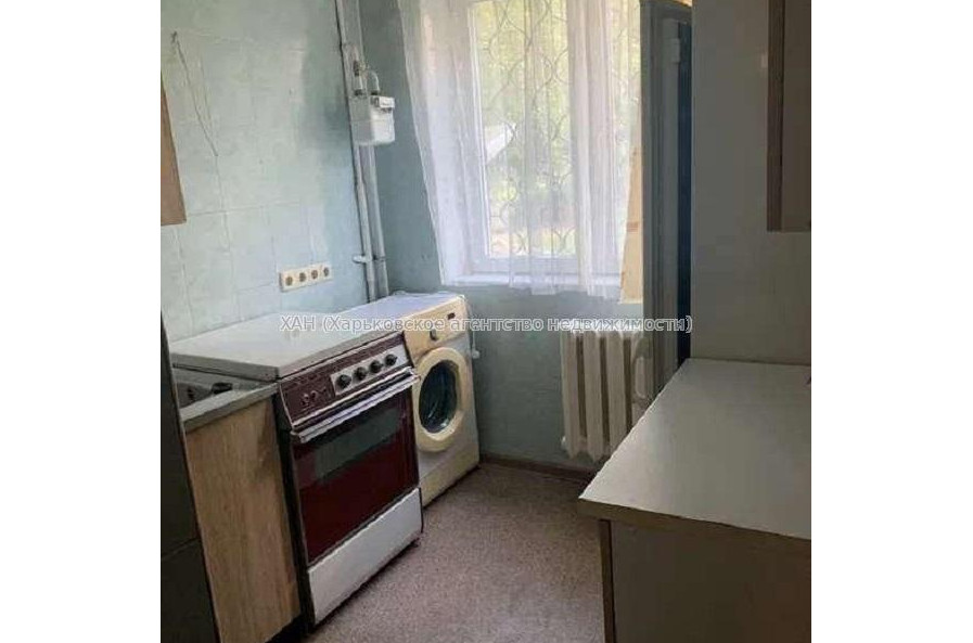 Продам квартиру, Байрона пр-т , 3  ком., 58 м², косметический ремонт 