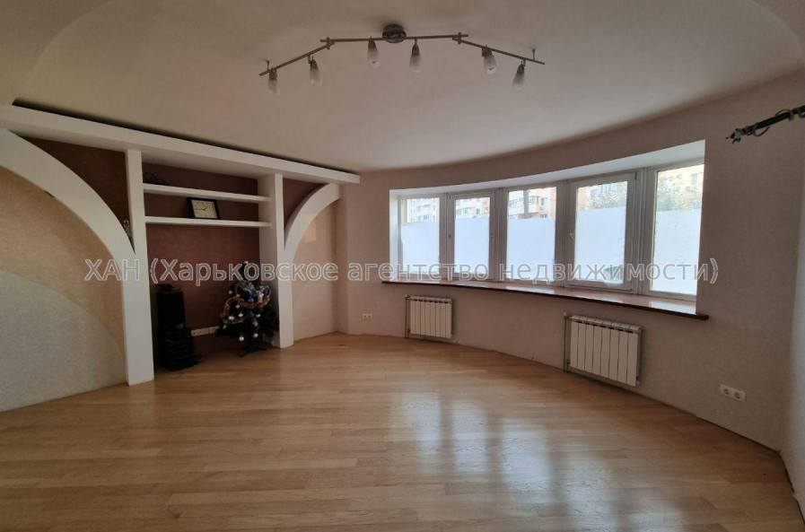 Продам квартиру, Гвардейцев Широнинцев ул. , 2 кім., 94 м², евроремонт 