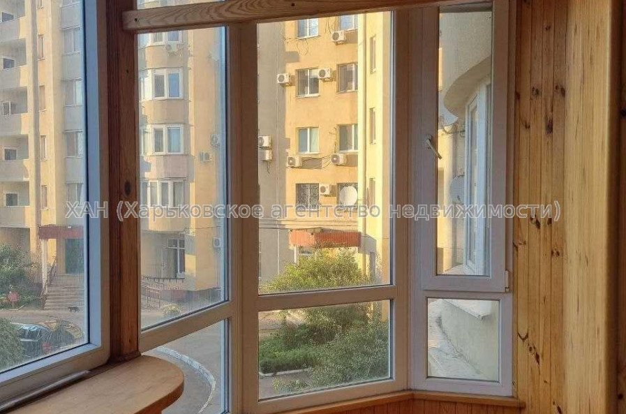 Продам квартиру, Гвардейцев Широнинцев ул. , 2 кім., 94 м², евроремонт 