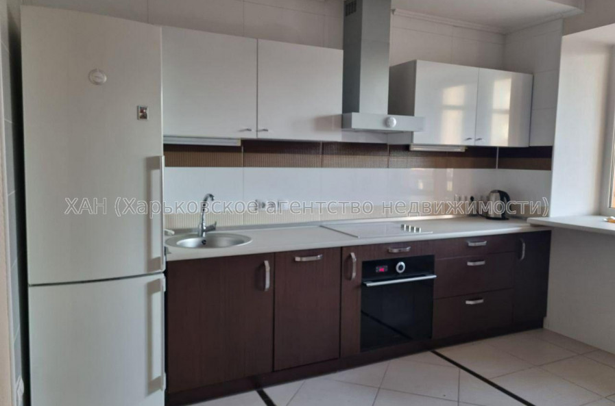 Продам квартиру, Гвардейцев Широнинцев ул. , 2 кім., 94 м², евроремонт 