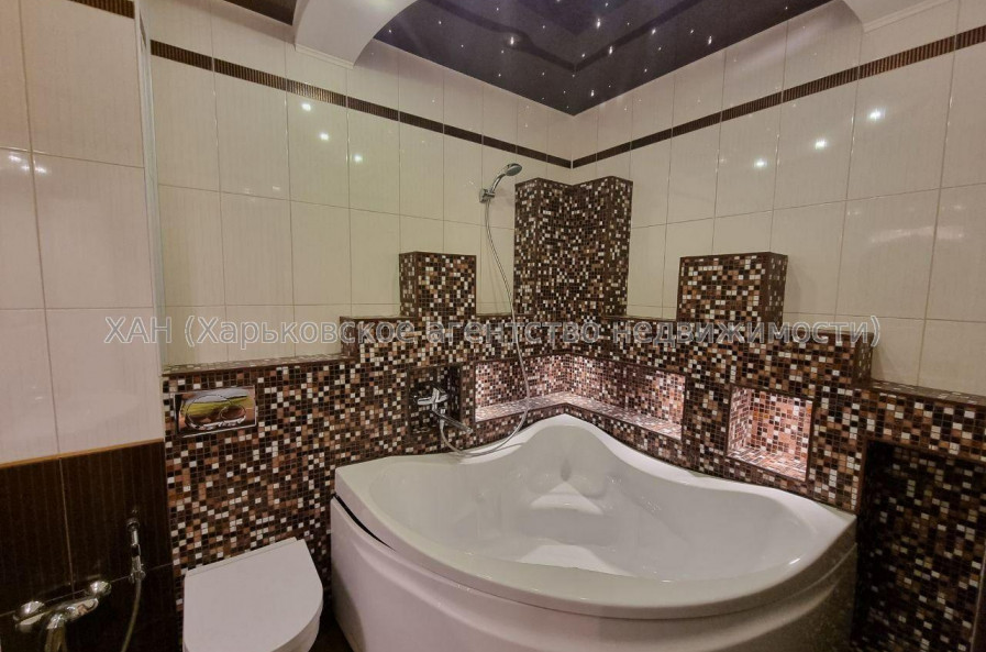 Продам квартиру, Гвардейцев Широнинцев ул. , 2  ком., 94 м², евроремонт 