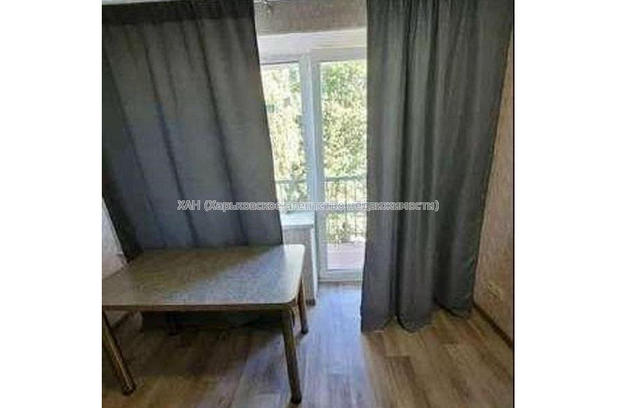 Продам квартиру, Героев Харькова просп. , 1 кім., 33 м², евроремонт 