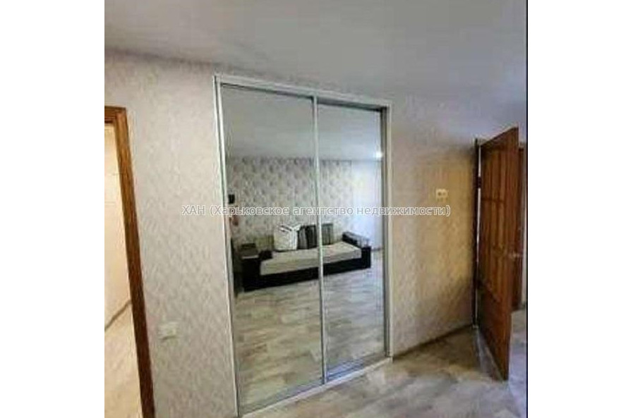 Продам квартиру, Героев Харькова просп. , 1 кім., 33 м², евроремонт 