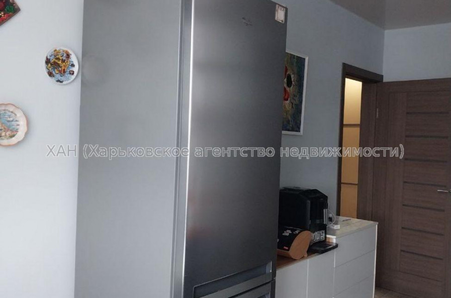 Продам квартиру, Садовый проезд , 3 кім., 71 м², капитальный ремонт 