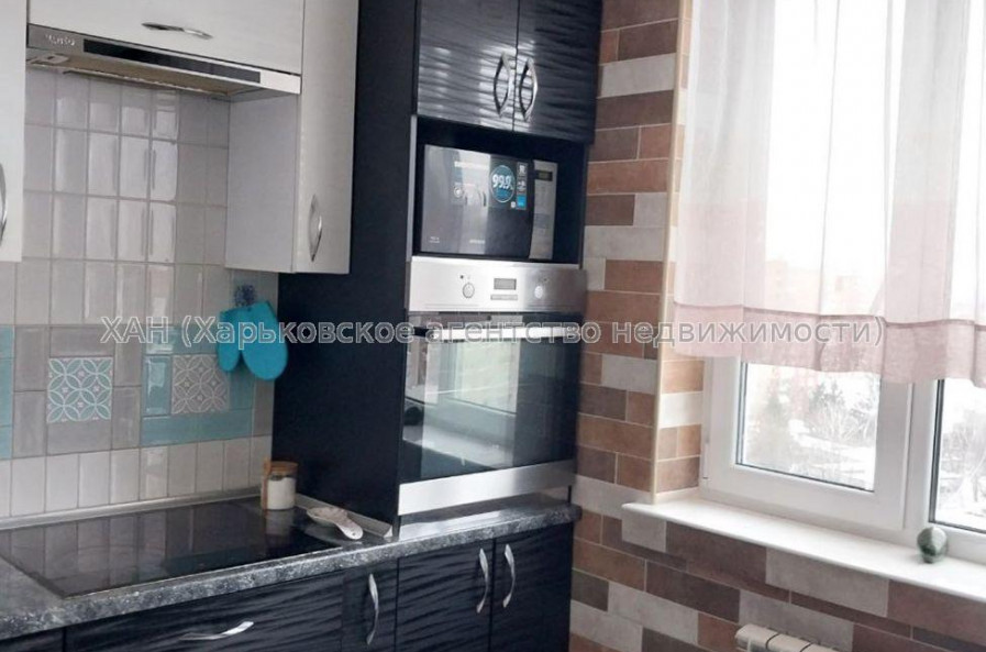 Продам квартиру, Садовый проезд , 3 кім., 71 м², капитальный ремонт 