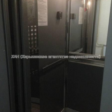 Продам квартиру, Шекспира ул. , 1 кім., 15 м², косметический ремонт 