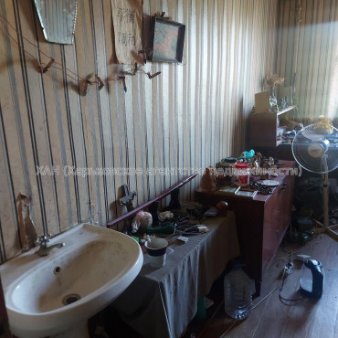 Продам квартиру, Шекспира ул. , 1 кім., 15 м², косметический ремонт 