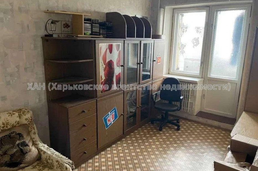 Продам квартиру, Добролюбова ул. , 2 кім., 51 м², косметический ремонт 