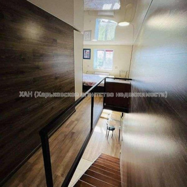 Продам квартиру, Добровольцев ул. , 2  ком., 38 м², евроремонт 