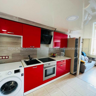 Продам квартиру, Добровольцев ул. , 2  ком., 38 м², евроремонт 
